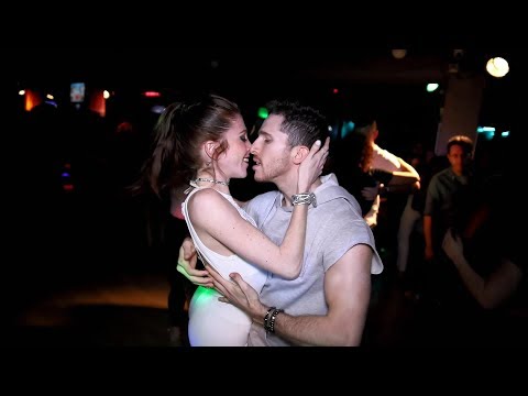 Ofir and Ofri - Manny Rod "Saciemos Las Ganas" @Social bachata dance