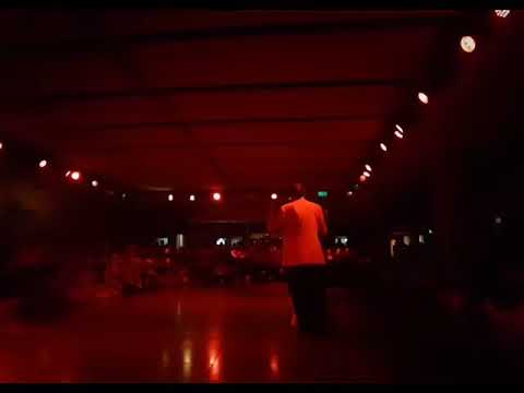 Mariano Chicho Frúmboli y Moira Castellano bailan en La Viruta Tango de Solanas