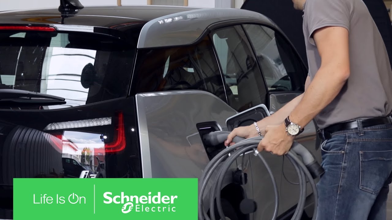 How to Use an EVlink Smart Wallbox Charging Station Demo | Schneider Electric Support