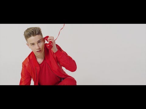 Finn Matthews - Julia (Official Video)