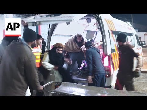 Suicide bomber targets wedding ceremony in Pakistan, killing 7 people