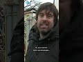 Protesteren met een draaiorgel tegen de oorlog in Oekraïne | #shorts