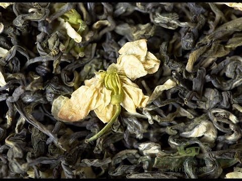 Moli Lü Cha (Green tea with jasmine)