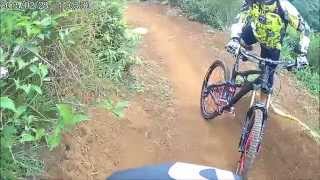 preview picture of video 'Hacienda Bike Kotawisata - Cihideung Gravity Park'