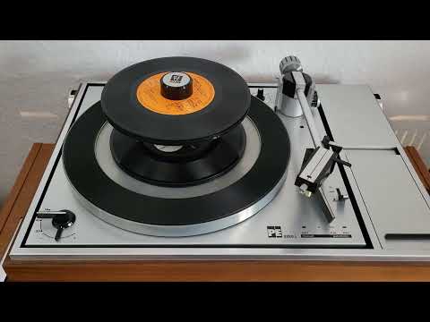 PE 2020L Plattenwechsler Perpetuum Ebner am Telefunken Opus 2650