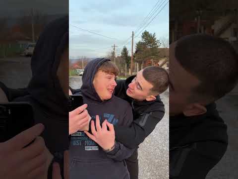 Poseti našu stranicu za ogroman izbor patika👟Dostavljamo za: 🇷🇸🇲🇪🇭🇷🇧🇦🇲🇰