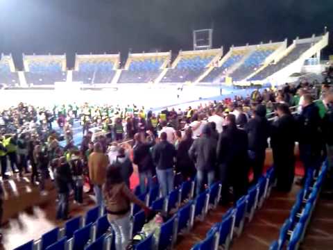 Finał PP Legia Warszawa - Lech Poznań  - odebranie pucharu przez piłkarzy Legii