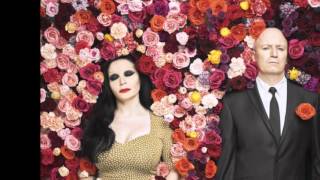 Fangoria - Manual de decoracion para personas abandonadas con letra