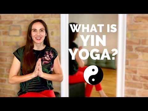 Just what IS Yin Yoga? // Learn the Benefits and Principles of Yin Yoga in 6 min
