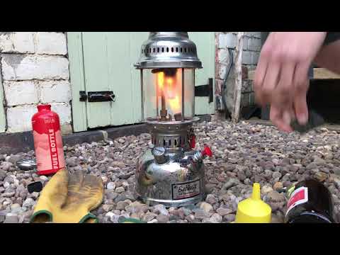 Anchor 909 lantern - not lighting!