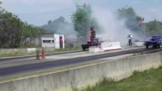preview picture of video 'Car-go Auto Parts Drag Racing: Rich Gutshall!!'
