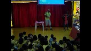 Dois Patinhos - show infantil para escolas