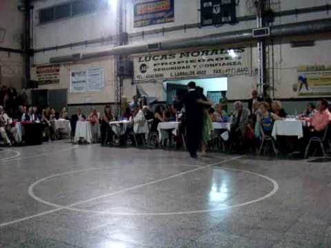  Diego Mohammad  and  Fatima Vitale  are  dancing  to  the  tango  "  Indio Manso  "
