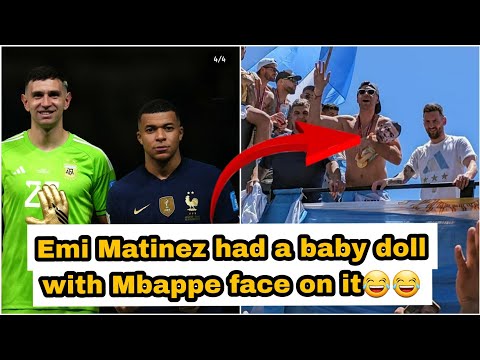 🚨Emiliano Martinez holds up a Baby with Kylian Mbappe Face on it🤣 during World cup Parade(Halarious)