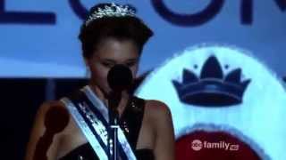 Emma wins homecoming Queen. Ethan kisses Emma. 1.05