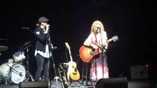 Patty Griffin &amp; Brandi Carlile, &quot;Mary&quot; Cayamo 2018