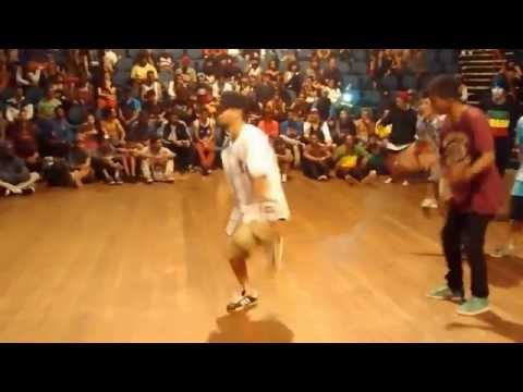 DJ Ocimar tocando na final da Eurobattle Brasil