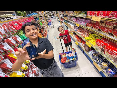 Giving my credit card to madhav 😅 for 1 hour