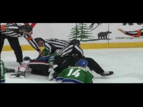 Travis Ewanyk vs Ronalds Kenins