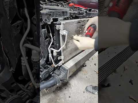 J torres || AC line removal || removiendo lineas de aire acondisionado