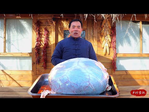 Der schwärzeste Hot Pot aller Zeiten! Kuhdung, Galle, Tripes und Rindfleisch | Dunkle Küche