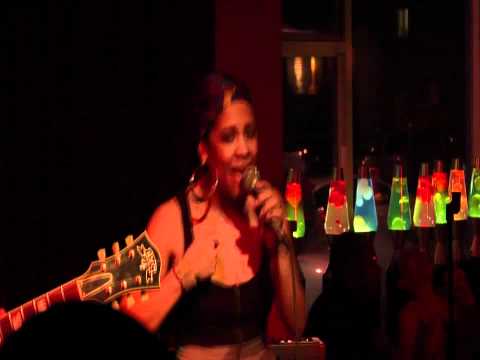 Marie-Christine Last but not least / Get on the Good Foot