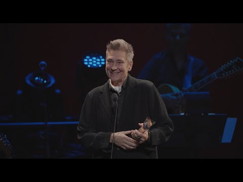 k.d lang inducts Jane Siberry into the Canadian Songwriters Hall of Fame
