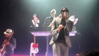 Mark Ronson & The Business Intl - Lose It (In The End) (Hackney Empire)