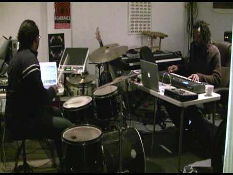 Kanye Remix by High Contrast performed live by Ill Atmospherics