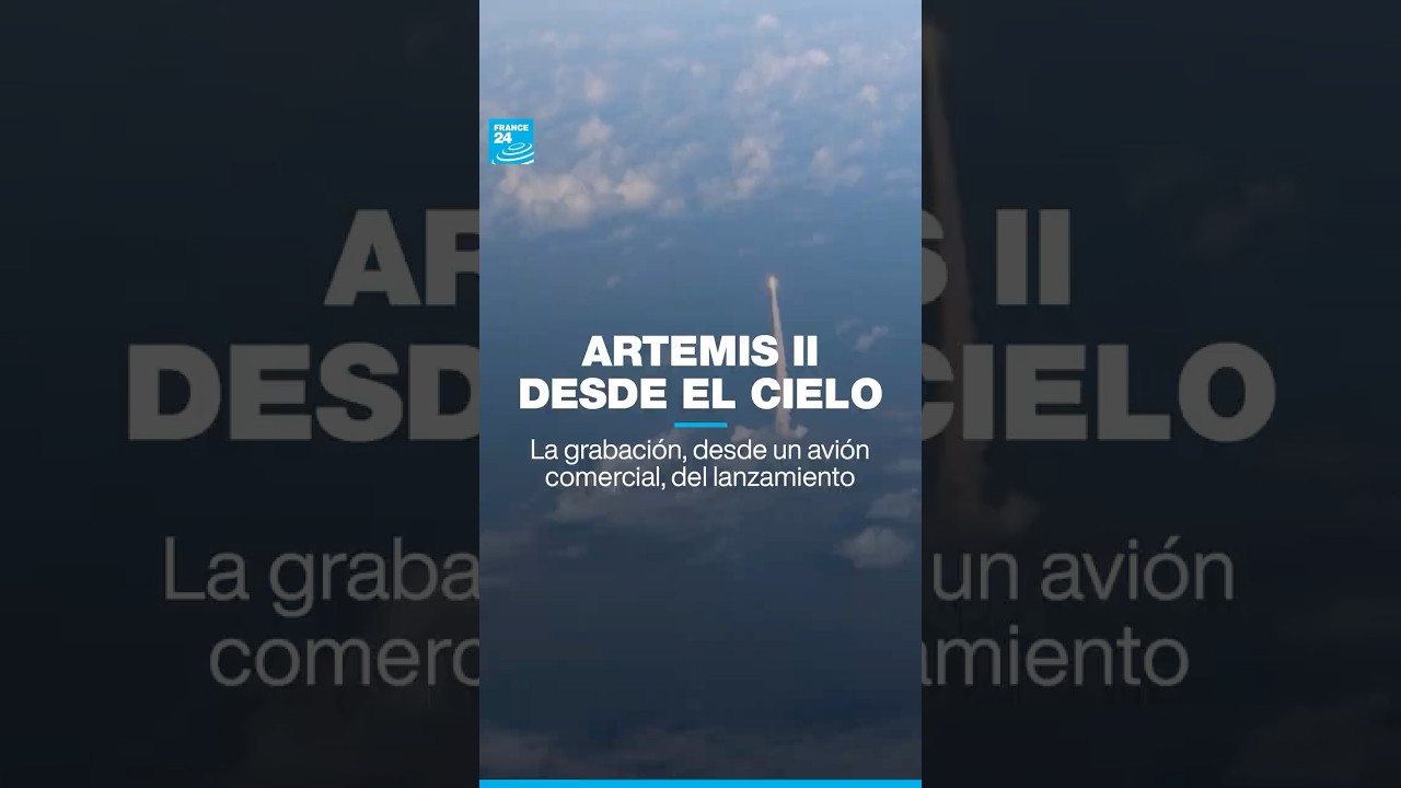 Pasajeros de avión comercial captaron el lanzamiento de Artemis II desde el aire