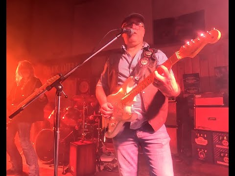 BACKLIGTH - Sultan of swing ( Dire straits )