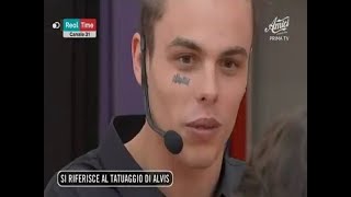 Alvis tatuaggio significato, la spiegazione del cantante ad Amici 2019