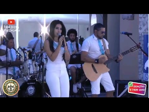 Lives de artistas ajudam pessoas que estão precisando de boas iniciativas