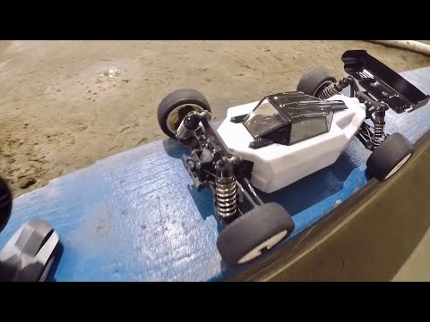 Tekno eb410.2 First run on the track.