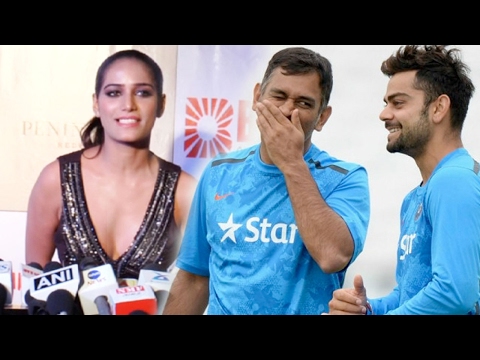 Guess Who Is Poonam Pandey's Favourite Captain: MS Dhoni Or Virat Kohli?
