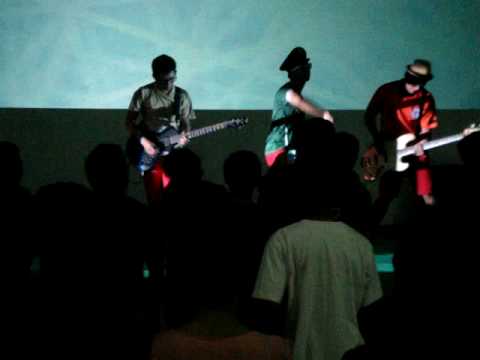 TolBandTol - Pandang Tak Jemu (at world cup 2010 opening)