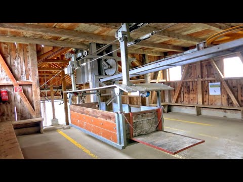 Alp Selun Luftseilbahn Talfahrt 2022 offene Seilbahn - open cable car in Switzerland