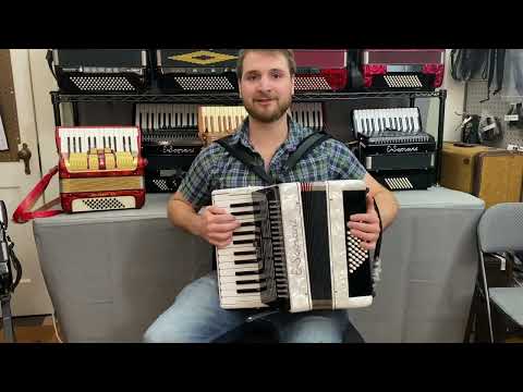 NEW E.Soprani 'Circus Line' Piano Accordion 26/48 MM