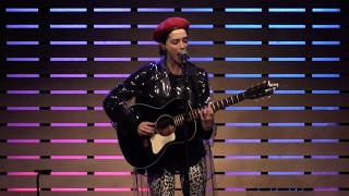 St. Vincent - New York [Live In The Lounge]