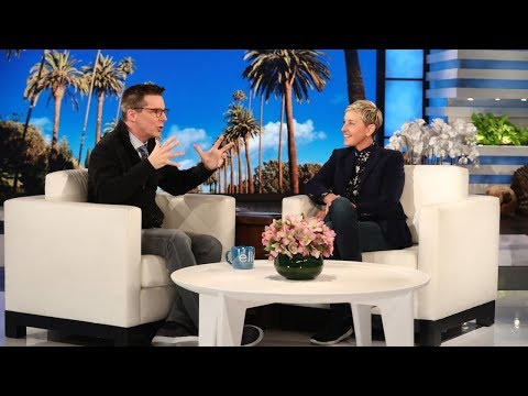 ショーン・ヘイズとエレンが「同性愛者の戦い」を開催 (Sean Hayes and Ellen Have a 'Battle of the Gays')
