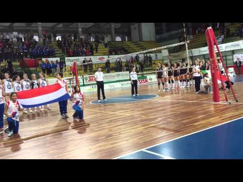 Sliedrecht Sport in Italië Offida volkslied 2014