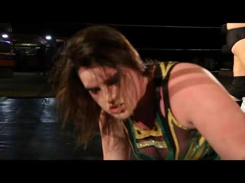 Perry Von Vicious vs. Davienne