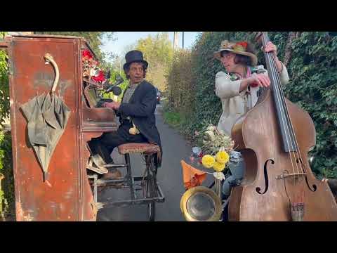 Bicycle Piano & Double Bassicle on the move!