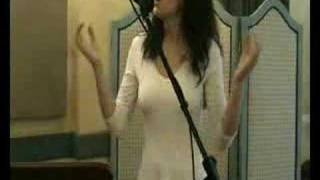 Oya İşboğa - Kaçıncı Fasl-ı Bahar Bu Solar Gider Emelim