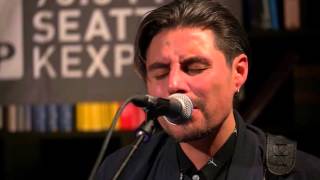 Low Roar - Just A Habit (Live on KEXP)