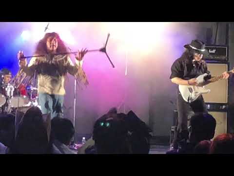 download lagu mp3 mp4 Kunix Cure, download lagu Kunix Cure gratis, unduh video klip Kunix Cure