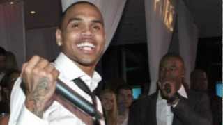 Chris Brown ft. Kevin McCall - Strip (Remix)