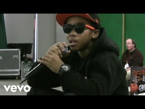 Scooter Smiff - Webisode: Q&A With Scooter ft. Chris Brown