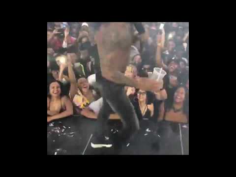 MC NEGO DO BOREL AO VIVO NA GAIOLA , NAMORAR  O CRL DJ RENNAN DA PENHA