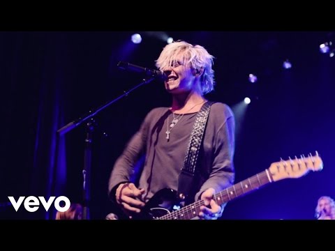 R5 - Heart Made Up On You (Official Video)